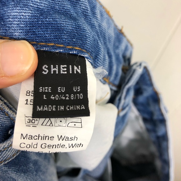 High Waisted Distressed Jeans Sz 8 - Picture 9 of 10